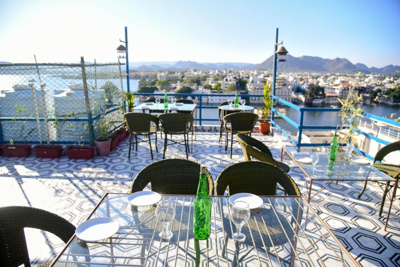 Hotel Casa By The Lake Ουνταϊπούρ Εξωτερικό φωτογραφία
