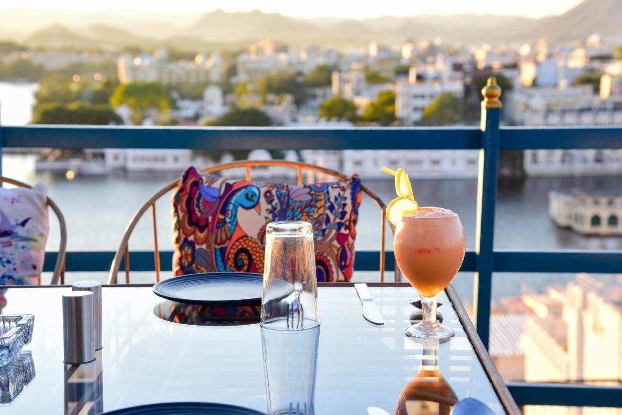 Hotel Casa By The Lake Ουνταϊπούρ Εξωτερικό φωτογραφία
